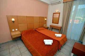 Sunrise Hotel Apartments Ypsos Exterior foto